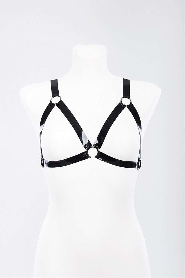       Latex Harness With Rings