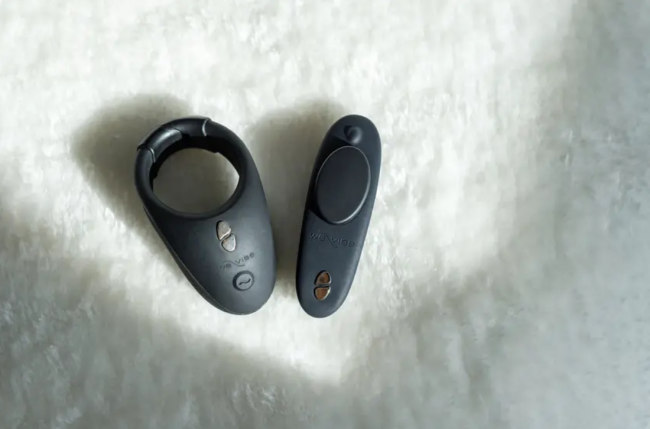         We-Vibe Tease Us Bond + Moxie