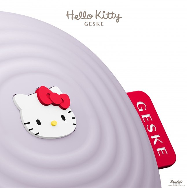      GESKE Sonic Facial Brush 41 by Hello Kitty purple