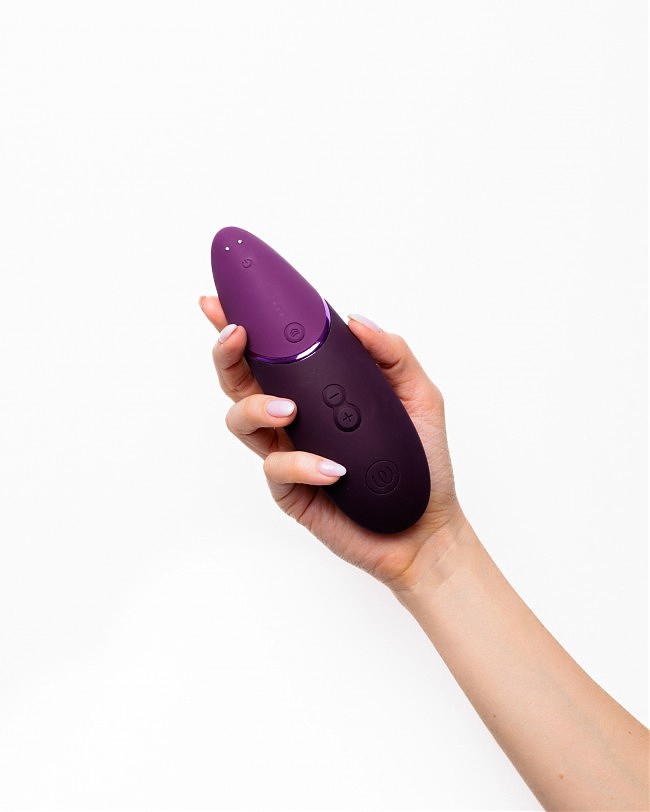    Womanizer Next Dark Purple