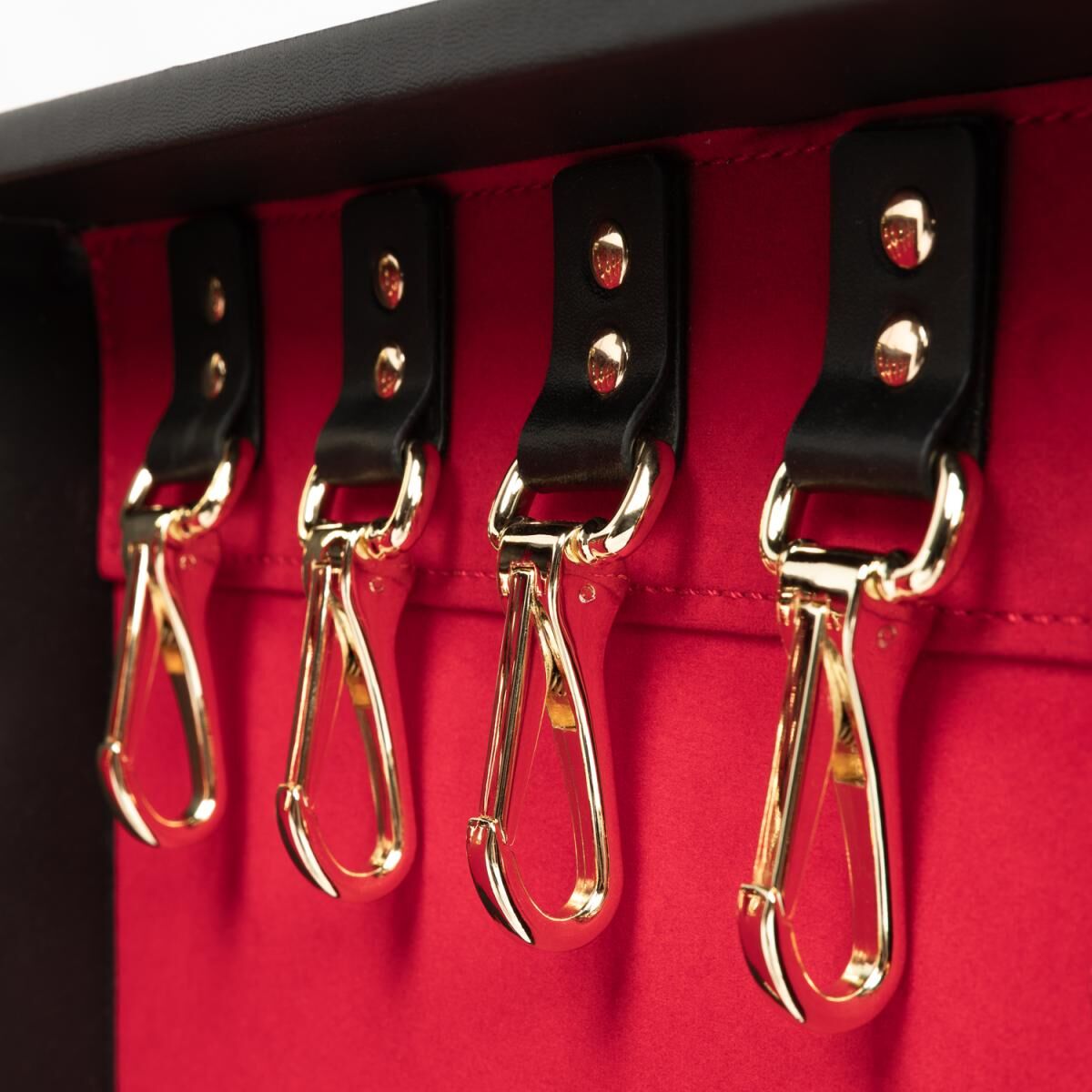    BDSM Bedroom Fantasies: Bondage Suitcase 13 Pcs Cow Leather