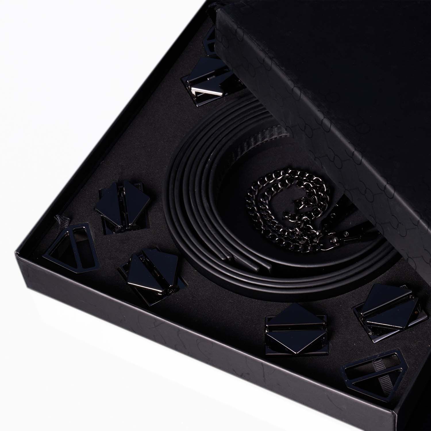   8    LOCKINK 8-Bondage-Straps Restraint Set