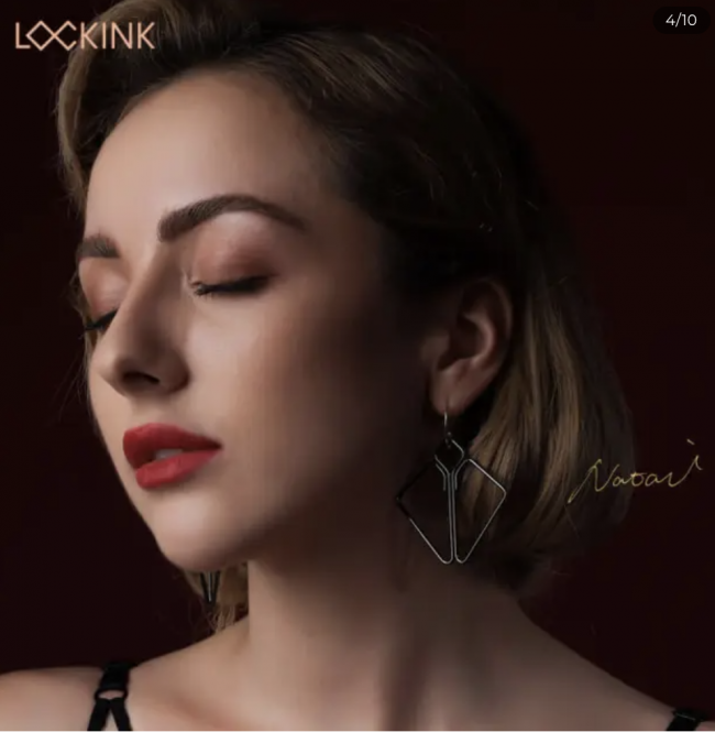       LOCKINK Nipple Clamps with Heavy Pendant  Golden