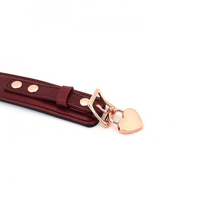     Liebe Seele Wine Red Curved Collar, -