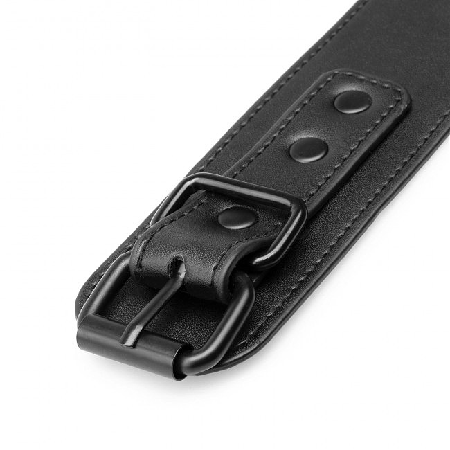  Bedroom Fantasies: Faux Leather Handcuffs One Size, 