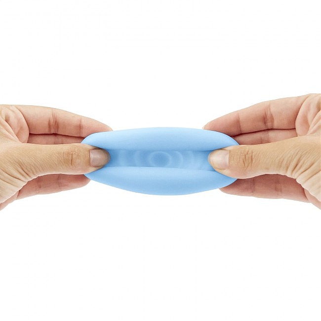 - Wooomy Wigggler Mini Masturbator +   Amorean 1 