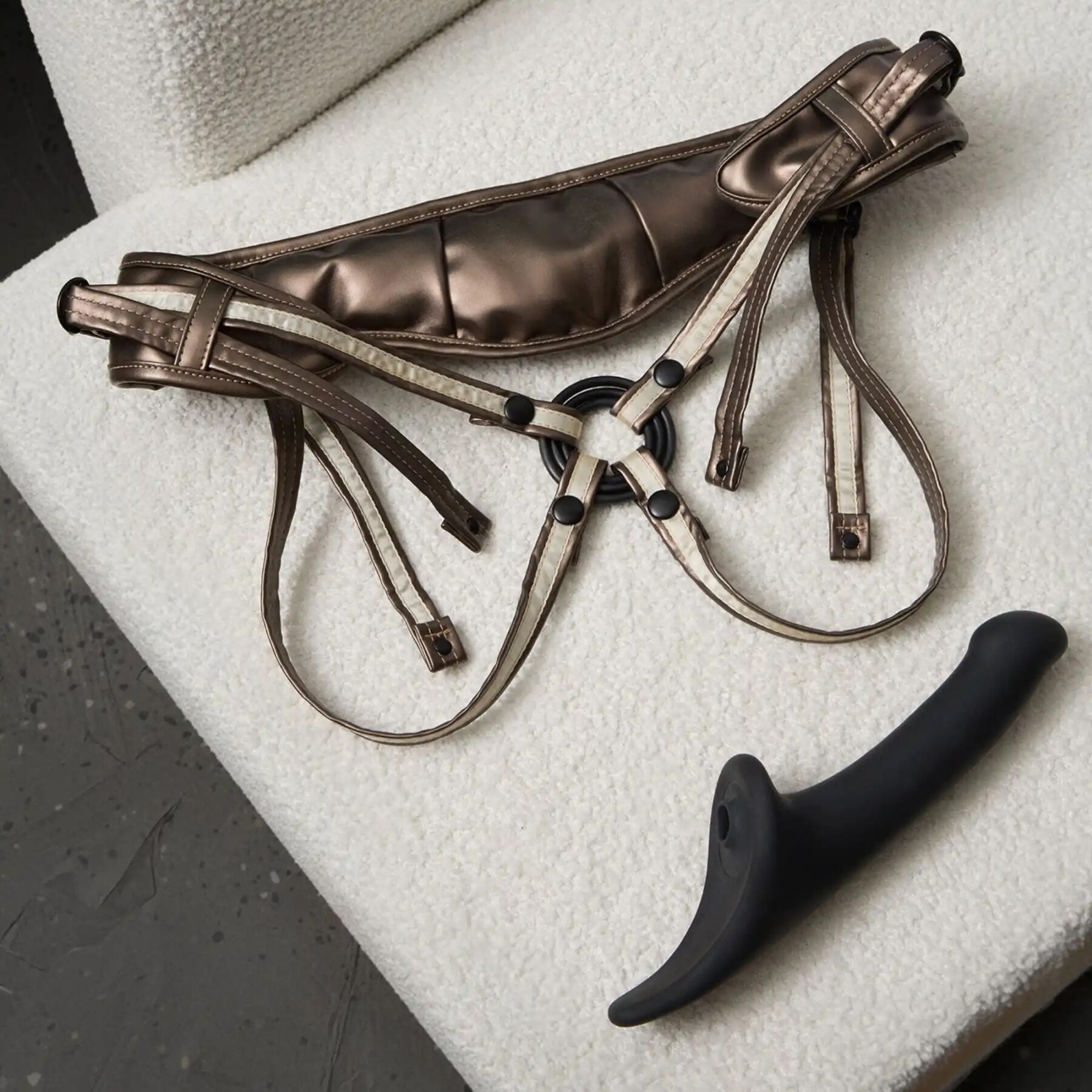 	������� ��� �������� Strap-On-Me Leatherette Harness DESIROUS NEW DESIGN, 3 ������ � ���������