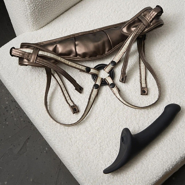 	������� ��� �������� Strap-On-Me Leatherette Harness DESIROUS NEW DESIGN, 3 ������ � ���������